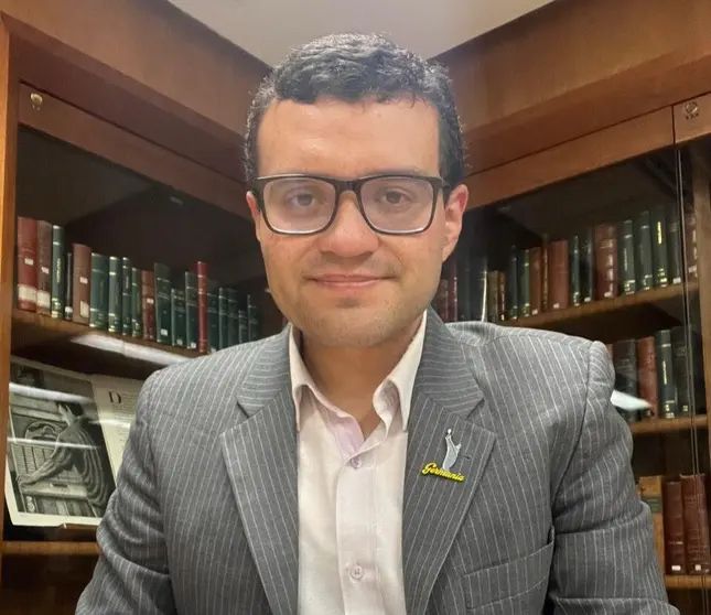 Jhonatan Rojas Ahumada, autor del libro.